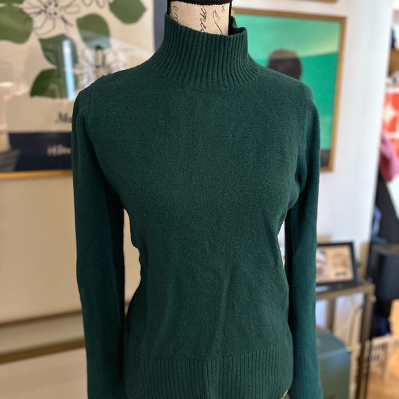 Loft Emerald Green Turtleneck Sweater - Picture 2 of 4